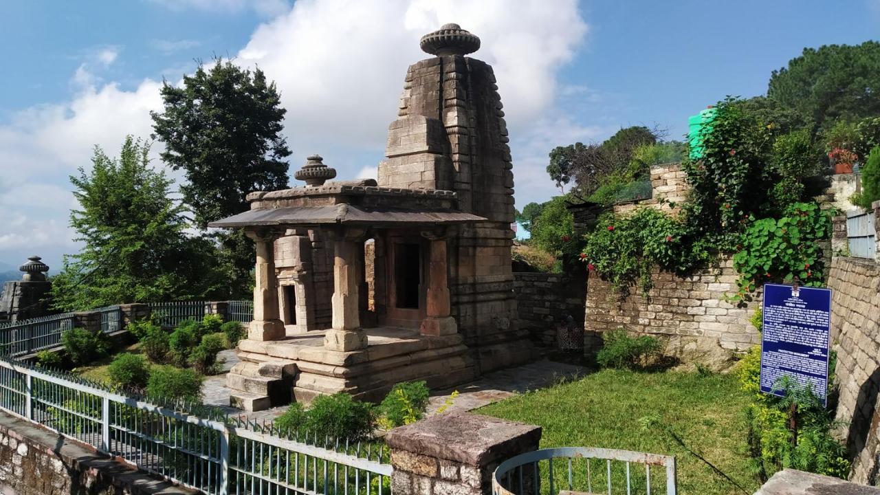 Dwarahat Village Farmstay- Babaji'S Cave Экстерьер фото